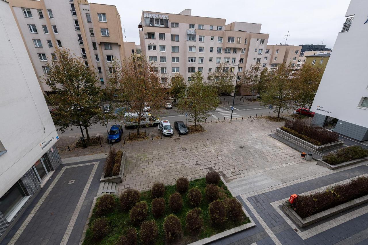 Apartament Jagiellonska 4 Prywatne Mieszkanie Z Balkonem I Bezplatnym Parkingiem 300m Od Stadionu Narodowego Samodzielne Zameldowanie! Self Check-in System!